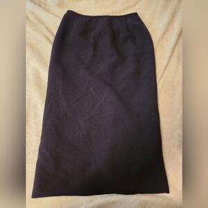 Elegant Black Pencil Skirt